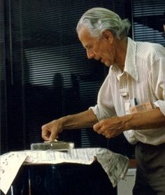 Rare photo of the famous John Dobson polishing a mirror on a barrel top. He swears he never uses a barrel top. Photo by Brad Snowder.